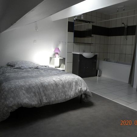 Ferienwohnung Gite Du Puits Laives Exterior foto
