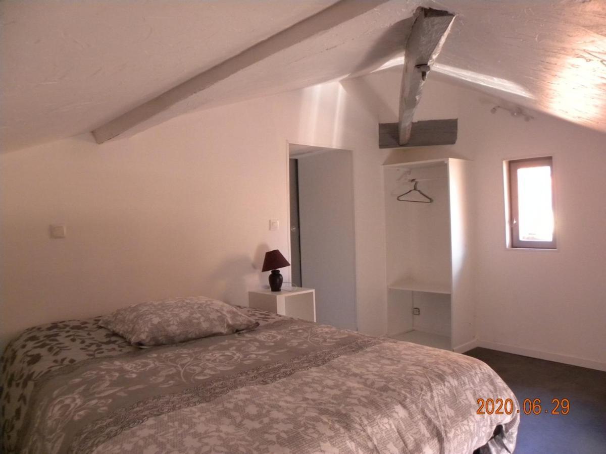Ferienwohnung Gite Du Puits Laives Exterior foto