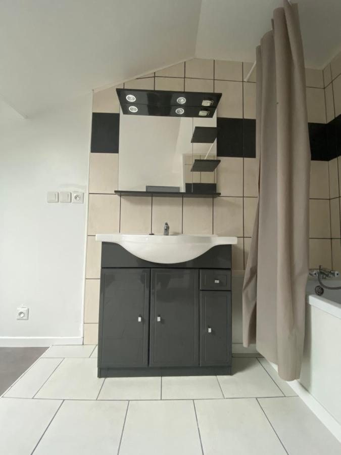 Ferienwohnung Gite Du Puits Laives Exterior foto